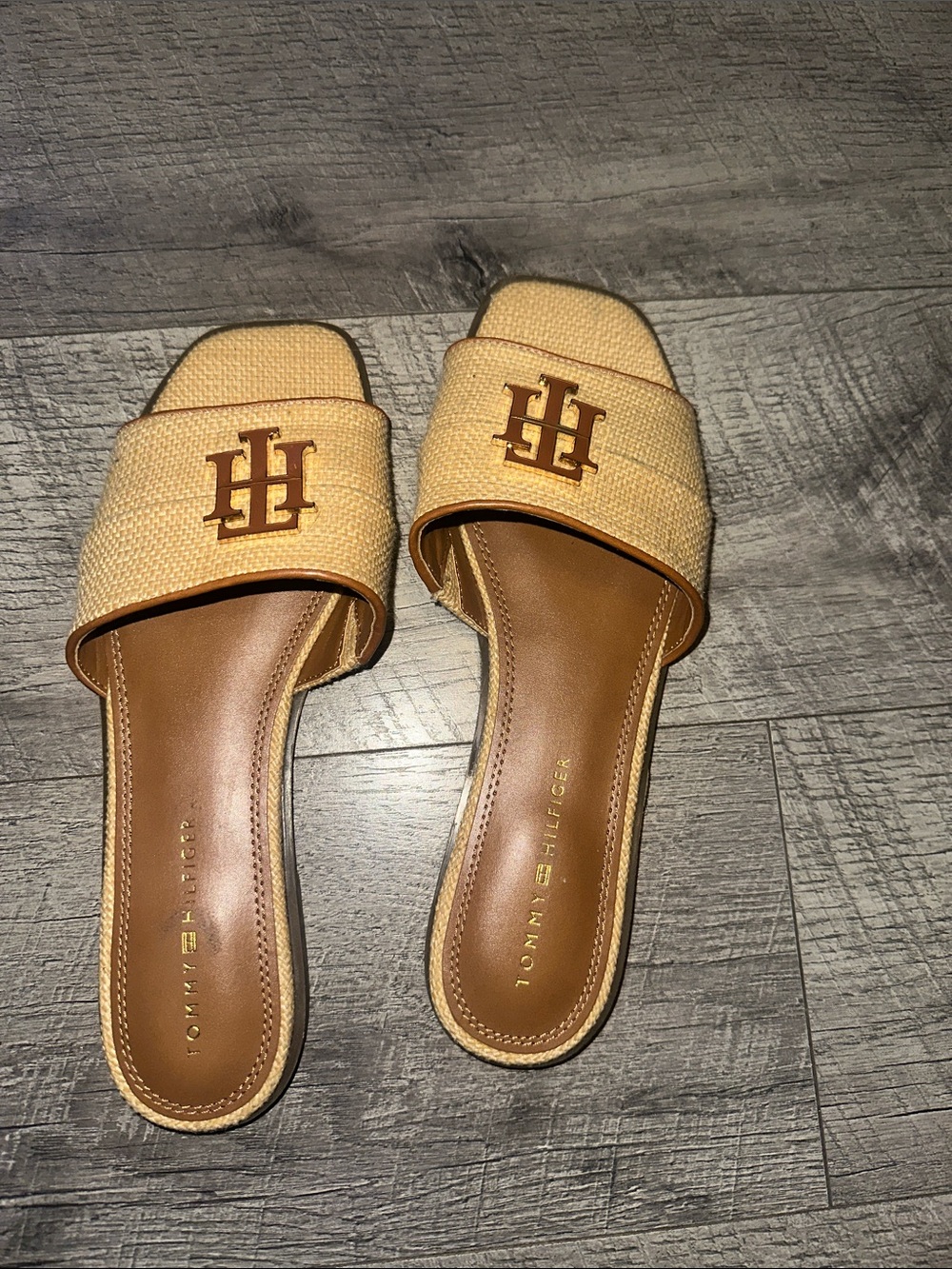 Tommy Hilfiger Beige Raffia Slide Sandals with Logo